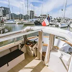 Nightboat Peniche בורדו