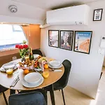 ספינת מלון Nightboat Peniche בורדו