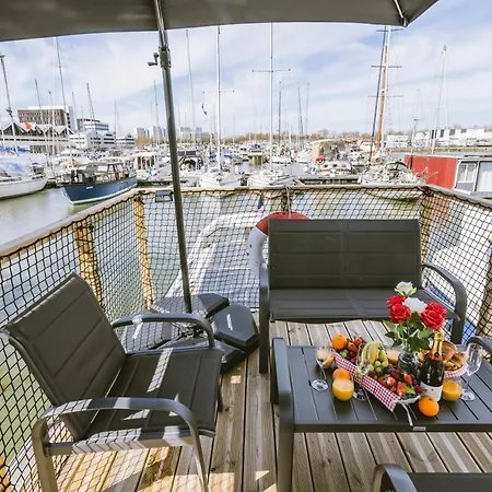 Nightboat Peniche Bordeaux