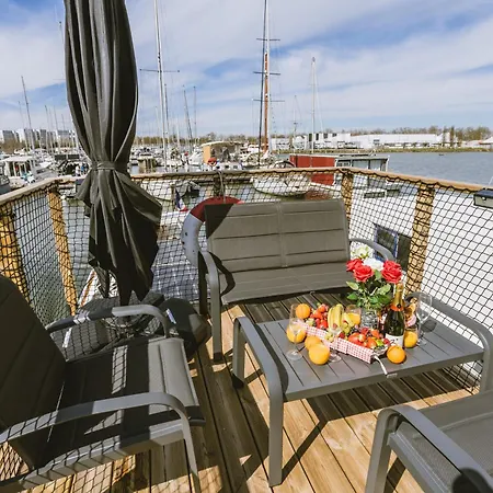 Nightboat Peniche * Bordeaux