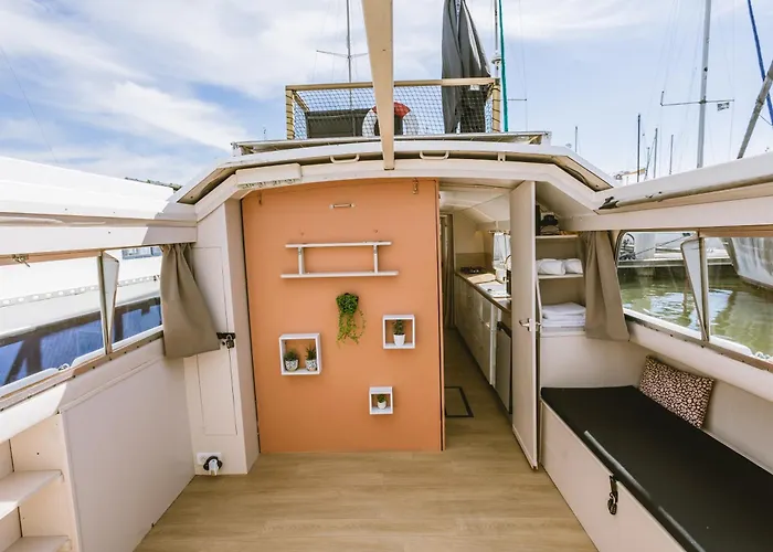 Nightboat Peniche * Bordeaux