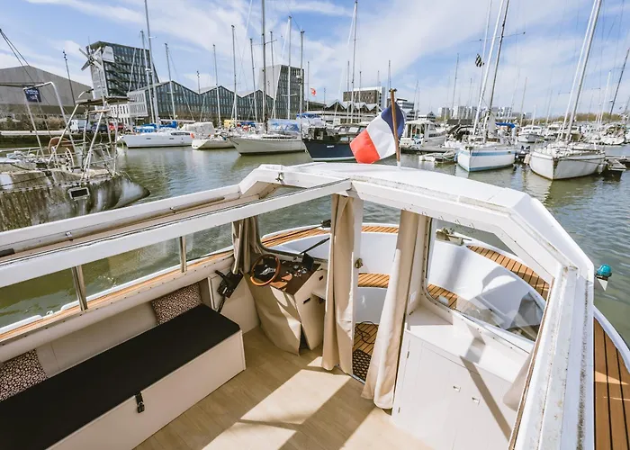 Nightboat Péniche Bordeaux