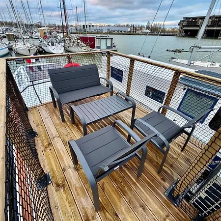 Nightboat Peniche