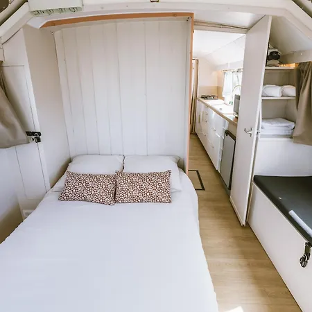 Nightboat Peniche