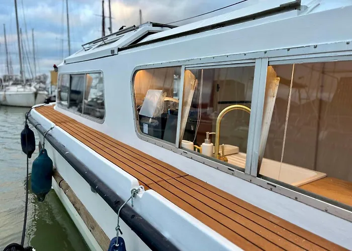 Nightboat Péniche Botel